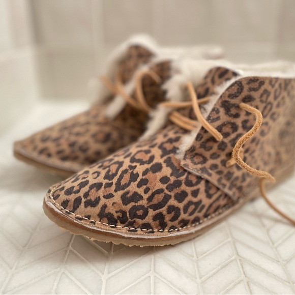 BEEK Penguin Shearling-Lined chukka Booties $395 leather leopard print size 10 - Picture 1 of 12